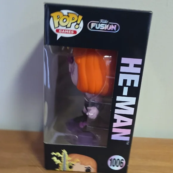 Funko Fusion He-Man Vinyl Figure with Purple and Orange - Picture 4 of 6